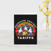 Funny Pinguine against Tariffs Resist Protest Men Karte (Gelbe Blume)