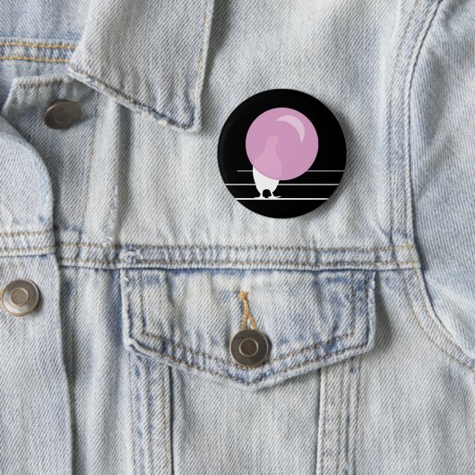 Funny Pink Bubble Gum Bird auf einem Draht schwarz Button (Beispiel)