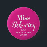 Funny Pink Junggeselinnen-Abschied Button<br><div class="desc">Holen Sie sich das Party mit dem Funny Pink Junggeselinnen-Abschied Button! Dieses Accessoire ist ideal, um Ihrem Junggeselinnen-Abschied eine Touch Spaß und Spaß hinzuzufügen. Mit seinen rosa- und weißen Farben können Sie sie mit Ihrer eigenen Textnachricht anpassen, unabhängig davon, ob es sich um den Namen der Braut, den Namen der...</div>