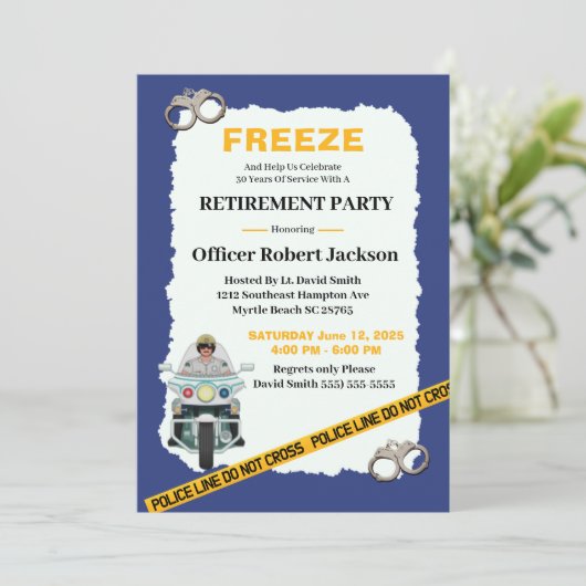 Funny Police Officer Retirement Party Einladung (Stehend Vorderseite)