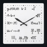 Funny Pop Quiz Math Genius Quadratische Wanduhr<br><div class="desc">Funny Mathe Genie Wanduhr. Einfache Wanduhr der Mathematikgleichung. Pop Quiz. Gutes Geschenk für Ihren Mathematikassistenten. Weiße Kreide mit schwarzem Brett.</div>