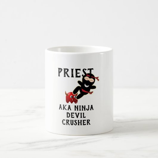 Funny Priest Geschenk AKA Ninja Devil Crusher Kaffeetasse (Mittel)