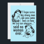 Funny Pro Choice Feminist Political Cartoon Card<br><div class="desc">Funny Pro Choice Retro Feminist Politische Cartoon Karte in blau. Ein cooles provozierendes politisches Humor-Geschenk mit zwei Vintagen Frauen, die der Regierung sagen: bleibe aus meinem Gebärmutterhals. Gegen Trump, gegen die Regierung unglaublich witzig Befürwortung von Wahlentscheidungen über Frauenrechte im Gesundheitswesen und zu wählen, die lautet: "Ich hoffe, dass wir einige...</div>