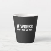 Funny Programmer Humor for Developers and Coders Milchtasse (Vorderseite)