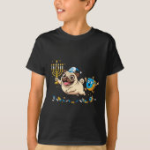 Funny Pug Dreidel Menorah Hanukkah Kids Womens Men T-Shirt (Vorderseite)
