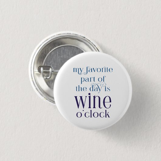 Funny Purple WIne O'Clock Button (Vorne & Hinten)
