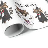 Funny Raccoon Bridge and Groom Wedding Art Geschenkpapier (Rolleneckpunkt)