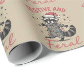 Funny Raccoon Christmas Feral Meme Xmas  Geschenkpapier (Rolleneckpunkt)