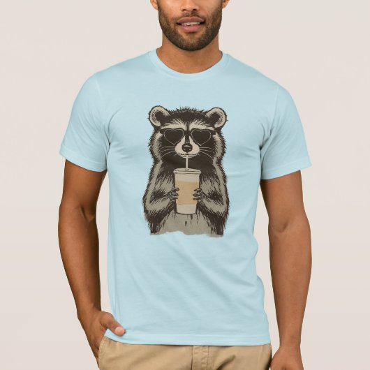 Funny Raccoon Drinking Iced Coffee T-Shirt (Vorderseite)