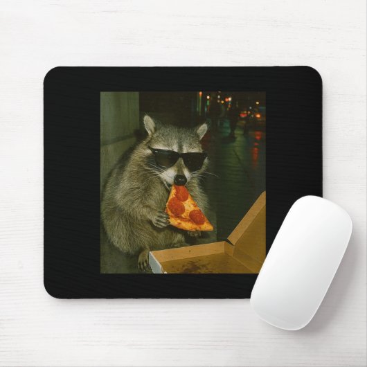 Funny Raccoon Eating Zza Animal Meme  Mousepad (Mit Mouse)