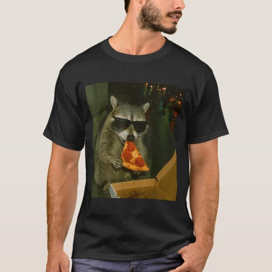 Funny Raccoon Eating Zza Animal Meme T-Shirt (Vorderseite)
