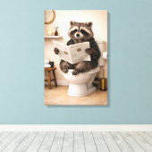 Funny Raccoon Reading Newspaper Bathroom Humor Leinwanddruck (Insitu (Holzboden))
