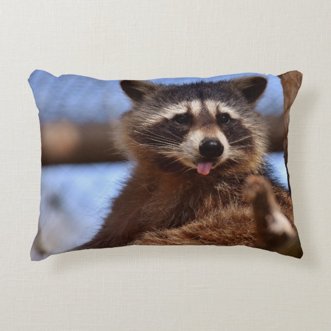 Funny Raccoon Sticken Es ist Zunge-Out Dekokissen (Vorderseite)