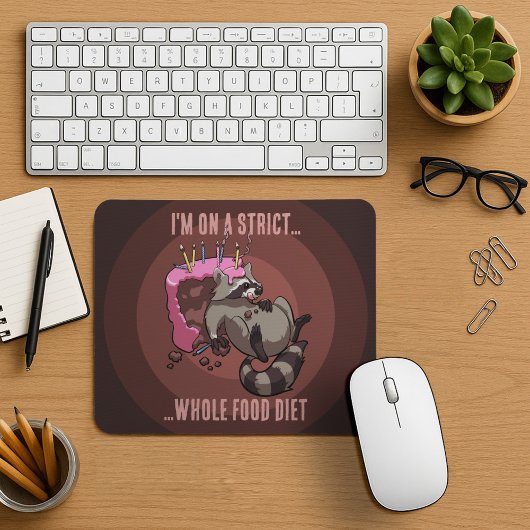 Funny Raccoon Strict Ganz Food Diät Cartoon Mousepad