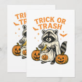 Funny Raccoon Trick oder Trash Halloween Einladung (Vorne/Hinten)