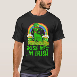 Funny Rainbow Kiss Me Ich bin Irish Sphynx Cat St T-Shirt