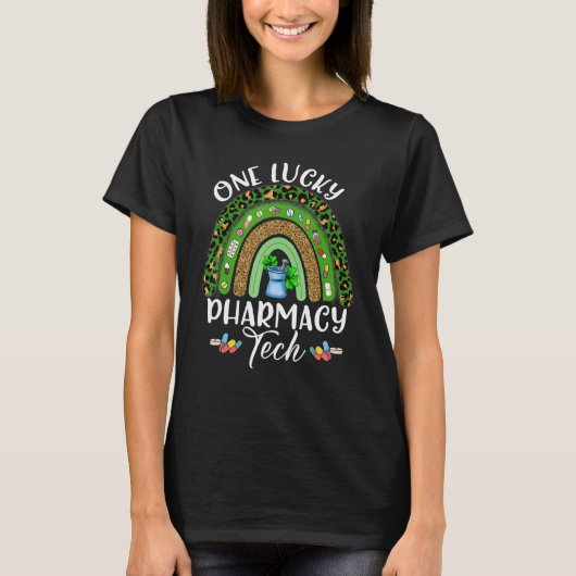 Funny Rainbow One Lucky Pharmacy Tech St Patrick S T-Shirt (Vorderseite)