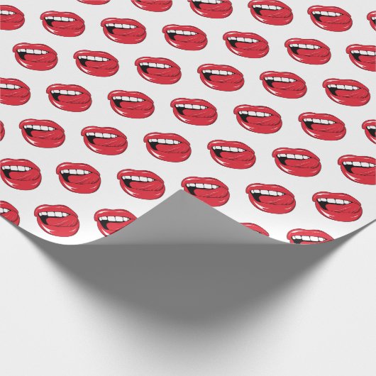 Funny Red Lips  Geschenkpapier (Ecke)