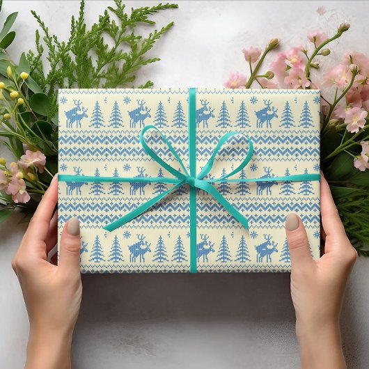 Funny Reindeer Christmas Tree Snow Blue Pattern Geschenkpapier
