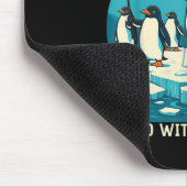 Funny Resist Pinguins Protest gegen Zölle Mousepad (Ecke)
