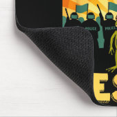 Funny Resist Rtland Frog Protest Mousepad (Ecke)