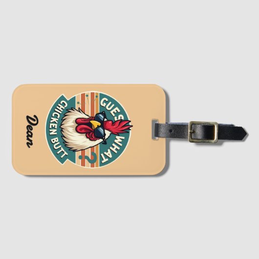  Funny Retro Chicken Butt Joke Design Gepäckanhänger (Vorderseite (Horizontal))