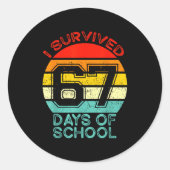Funny Retro I Survived 67 Days Of School Teachers Runder Aufkleber (Vorderseite)