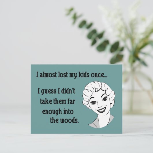 Funny Retro Mama Postcard Postkarte (Stehend Vorderseite)