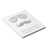 Funny Retro Sonnenbrille mit Mustache Notizblock (angewinkelt)