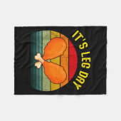 Funny Retro Turkey Day Leg It's Leg Day Thanksgivi Fleecedecke (Vorderseite (Horizontal))