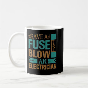 Funny Rettete eine Sicherung zu blasen Ein Elektro Kaffeetasse