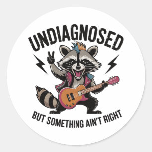 Funny Rocking Racoon Runder Aufkleber