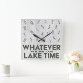 Funny Rustic Wood Lake Time Quadratische Wanduhr (Zuhause)
