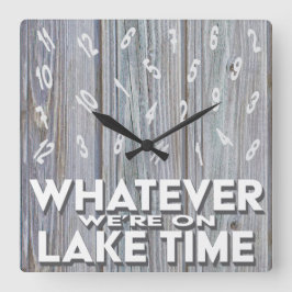 Funny Rustic Wood Lake Time Quadratische Wanduhr