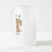 Funny Saint Patrick's Day Hund Kleeblatts Custom Mattglas Bierglas (Vorderseite Links)