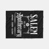 Funny Salem Witch Machusetts Apothecary Halloween Fleecedecke (Vorderseite (Horizontal))