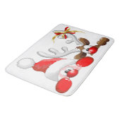 Funny Santa and Reindeer Cartoon Ornament Magnet B Badematte (Schrägansicht)