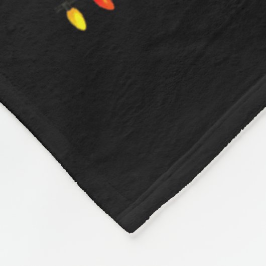 Funny Santa Driving Wagon Red Truck Christmas Tree Fleecedecke (Ecke)