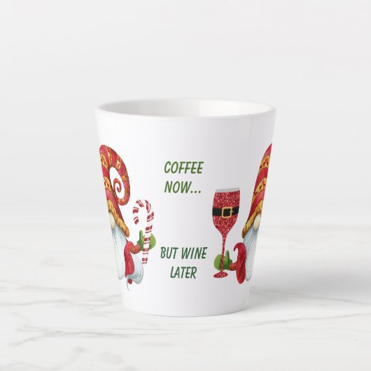 Funny Santa Party Gnome Milchtasse (Vorderseite)