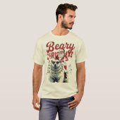 Funny Santa Riding Polar Bear | Beary Christmas T-Shirt (Vorne ganz)