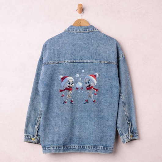 Funny Santa Skeletons Having a Snowball Fight Jeansjacke (Hangar)