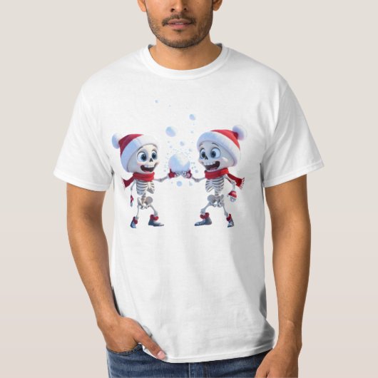 Funny Santa Skeletons Having a Snowball Fight T-Shirt (Vorderseite)