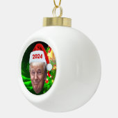 Funny Santa Trump 2024 Weihnachten Trump Liebhaber Keramik Kugel-Ornament (Rechts)