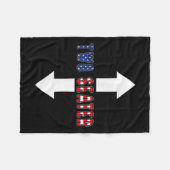 Funny Sarcastic Zwei Seater 4. Juli American Me Fleecedecke (Vorderseite (Horizontal))