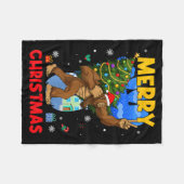 Funny Sasquatch Santa Bigfoot Christmas Tree Xmas  Fleecedecke (Vorderseite (Horizontal))