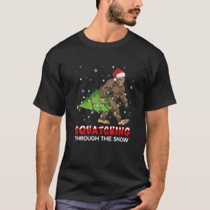 Funny Sasquatte Weihnachten Squatching Bigfoot Xma T-Shirt