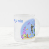 Funny Scuba Diver und Fischarten Cartoon Mattglastasse (VorderseiteRechts)