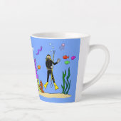 Funny Scuba Diver und Fischarten Cartoon Milchtasse (Rechts)
