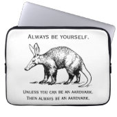 Funny sein immer du selbst oder sei ein Aardvarer Laptopschutzhülle (Vorderseite)