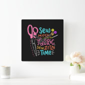 Funny Sewing - Sew Much Fabric Quadratische Wanduhr (Zuhause)